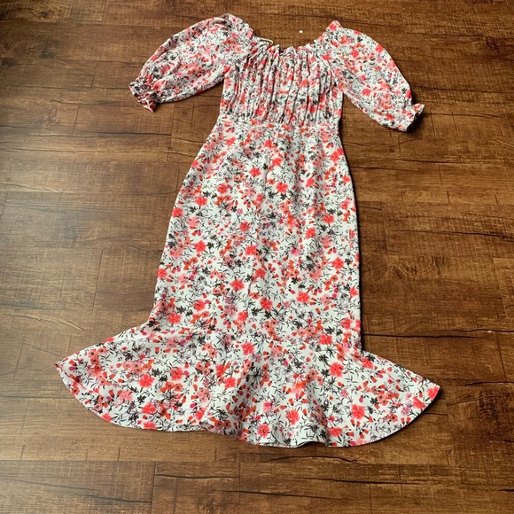 Saloni front split flowery motif bodycon dress - Picture 7 of 8